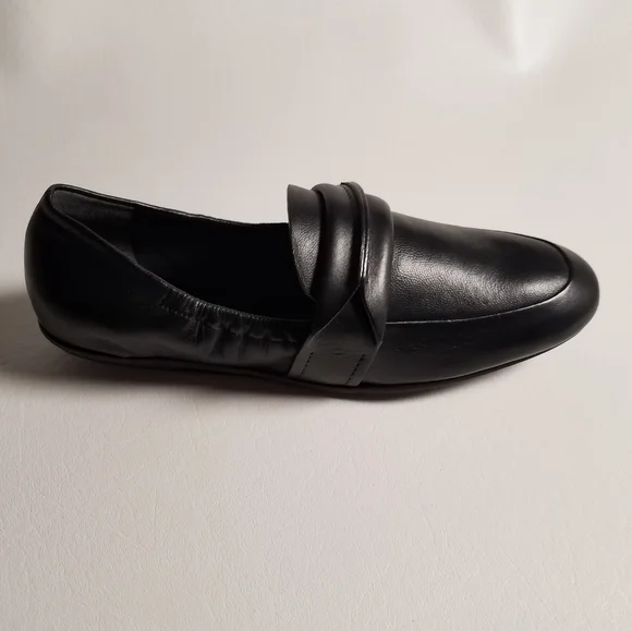 Mercedes Castillo Leather Shoes